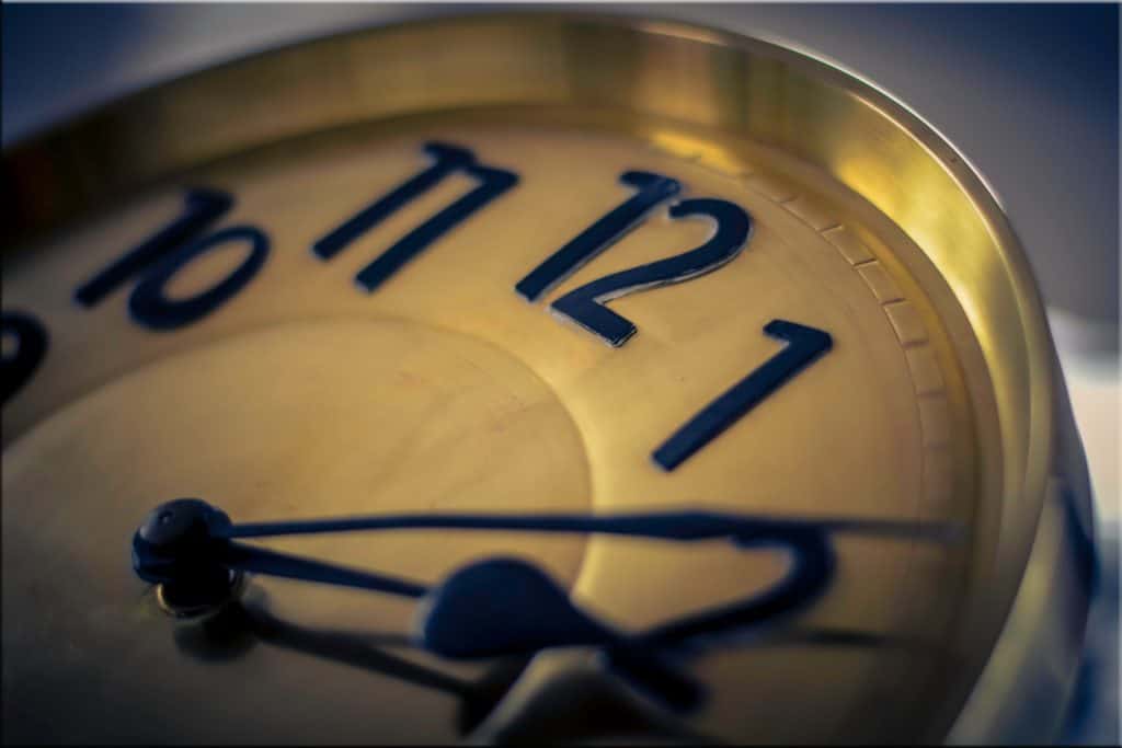 keto-diet-tips-clock-intermittent-fasting