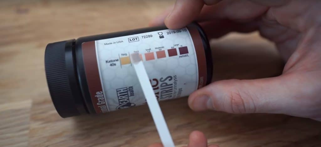keto-diet-tips-urine-strips