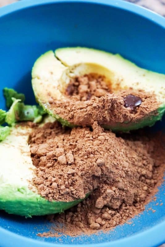 chocolate avocado pudding ingredients horizontal
