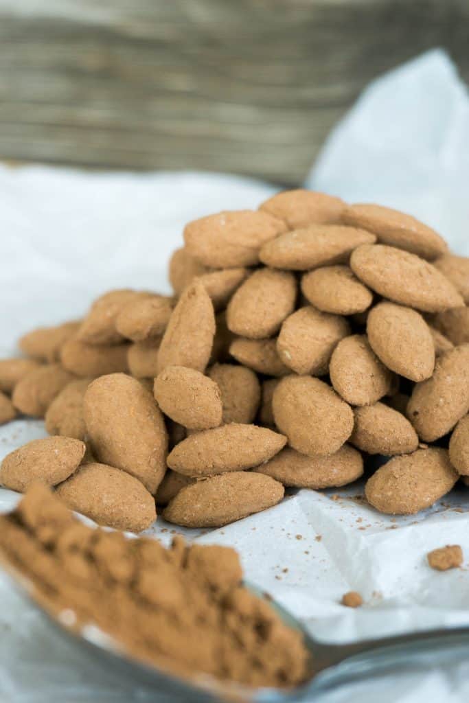 Our Cocoa Roasted Almonds are easy to make and a grea on the snack to satisfy your sweet cravings and fill you up!