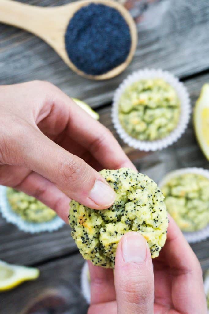 healthy lemon poppy seed muffins