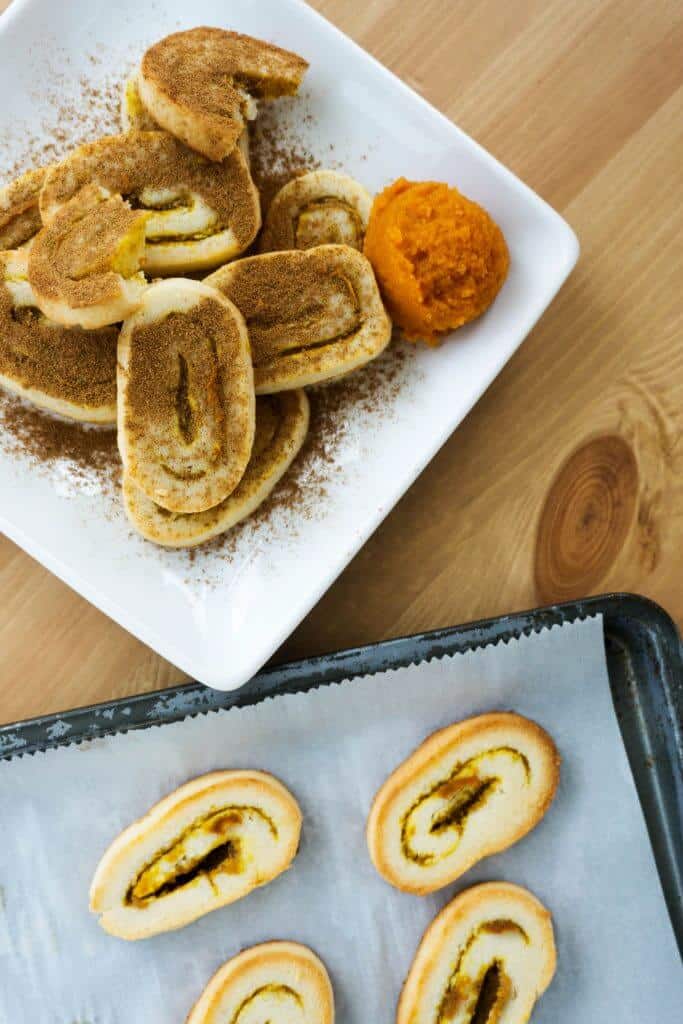 Sweets are necessary for any Christmas! These healthy keto pumpkin cookies are a perfect amount of sweet to satisfy anybodies sweet tooth!