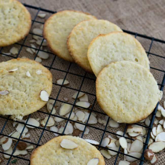 almond ricotta cookies