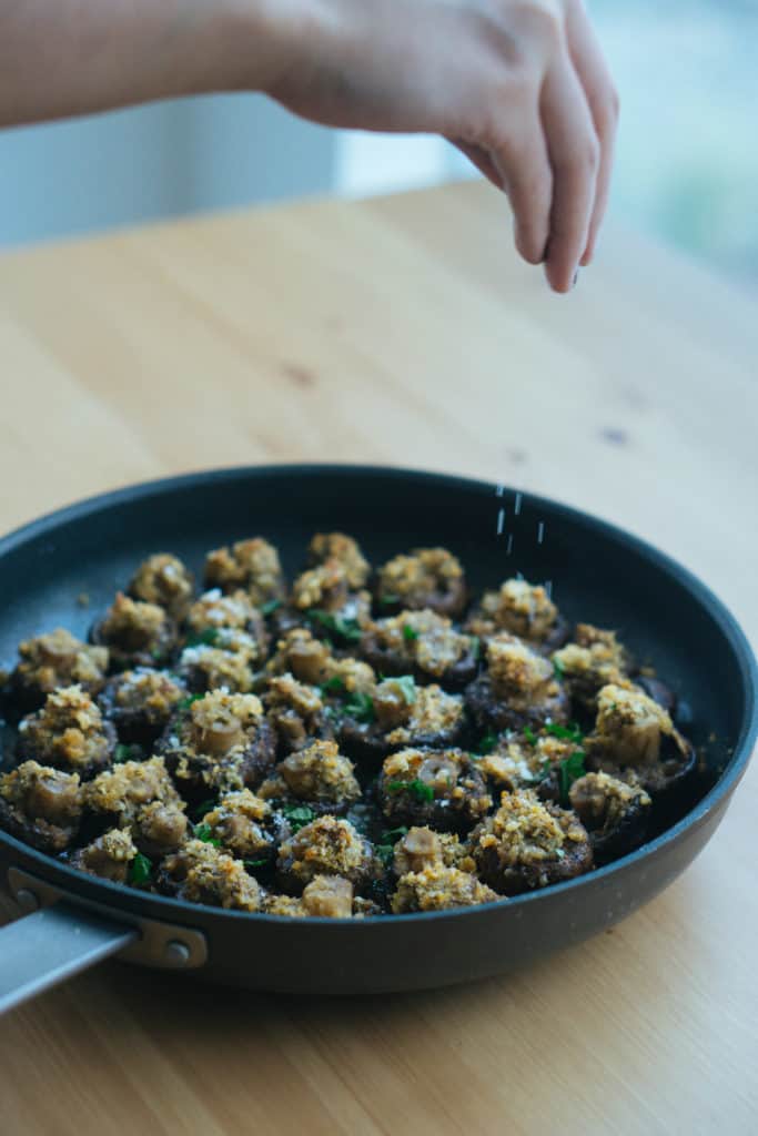 These parmesan garlic oven roasted mushrooms are a great keto side dish to serve alongside dinner or appetizer for you next party!