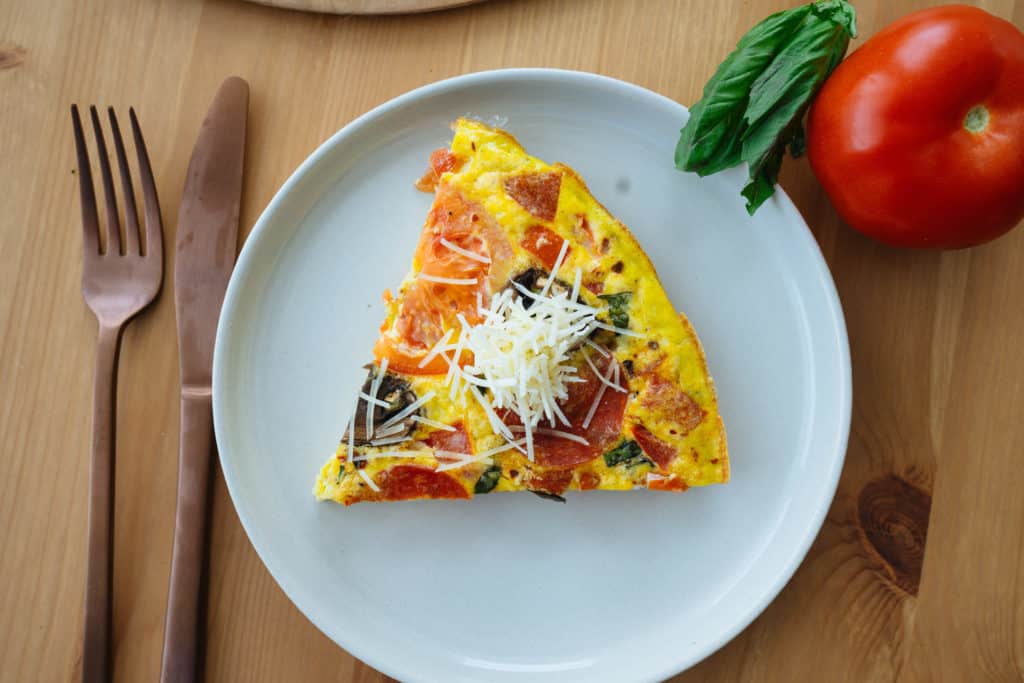 This Low Carb Pizza Frittata is the perfect way to start off your day or meal prep with good fats and protein!