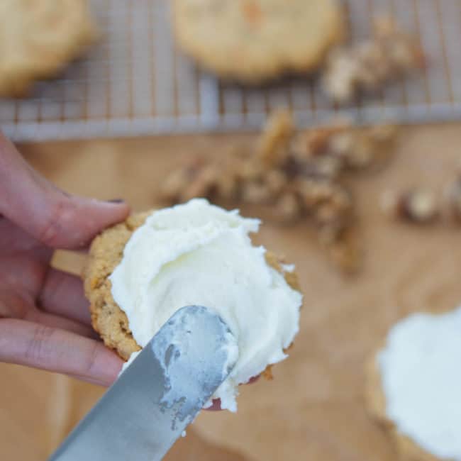 Simple Cream Cheese Frosting Simple Cream Cheese Frosting