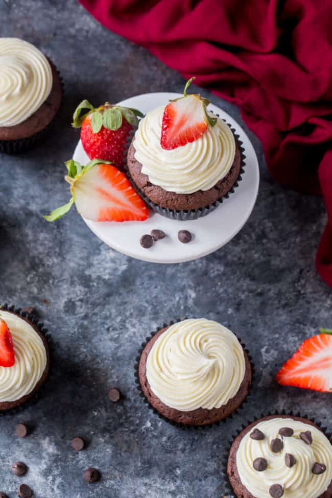 keto red velvet cake