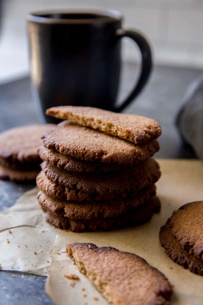 Keto Ginger Cookies (Soft Baked) KetoConnect