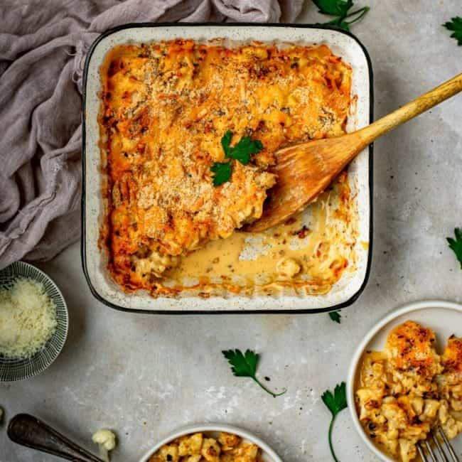 Cauliflower Mac and Cheese browned topping on top of the keto mac and cheese