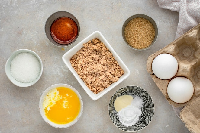 All the needed ingredients for keto donut holes