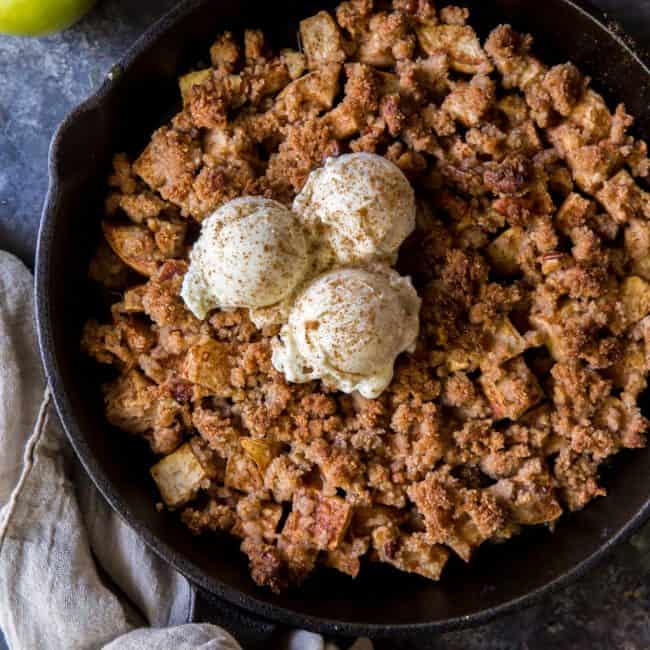 Keto Apple Crisp finished close up of apple crisp