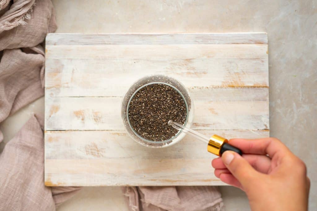 keto chia pudding Adding stevia into the chia puddding