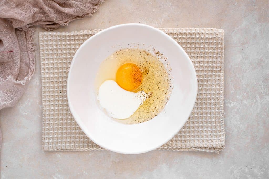 keto chicken parmesan heavy cream and an egg are used for the wet ingredient coating