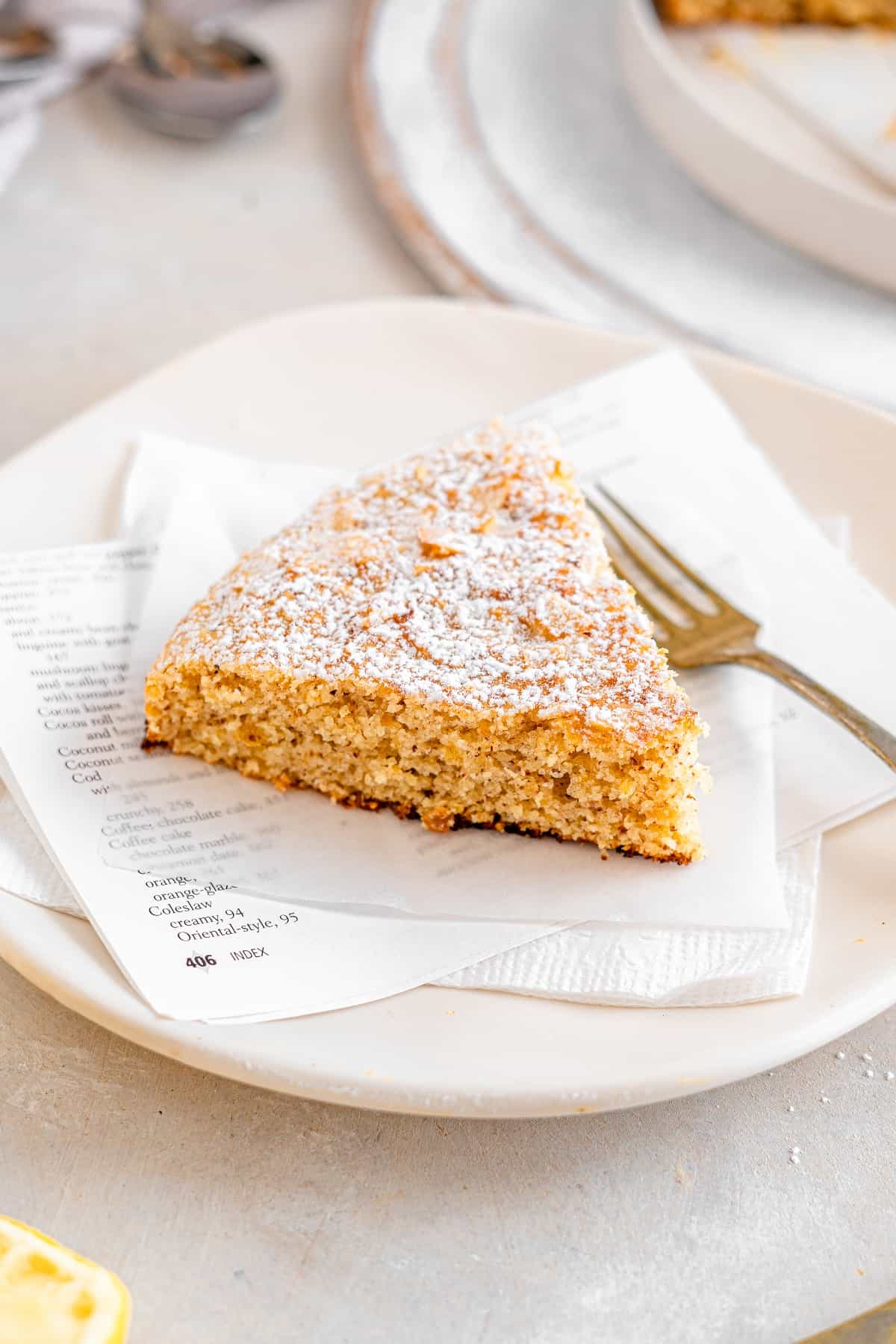 Almond Flour Cake Recipe (4 Ingredients!) - The Big Man's World ®