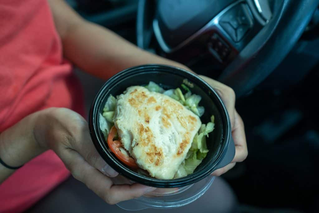 sonic keto bunless grilled chicken sandwich from sonic