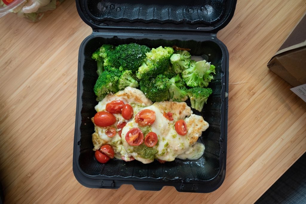 olive garden keto close up of grilled chicken margherita