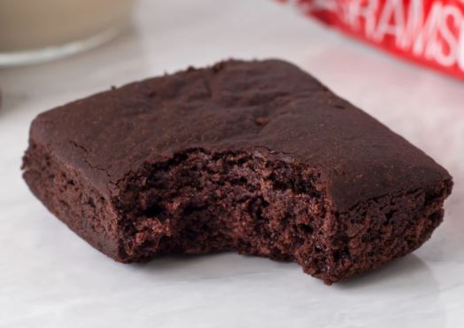 eat me guilt free brownie from gnc