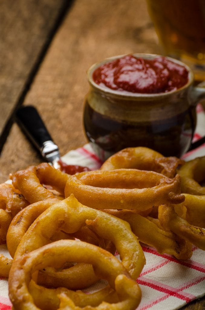 keto friendly onion rings served with ketchup