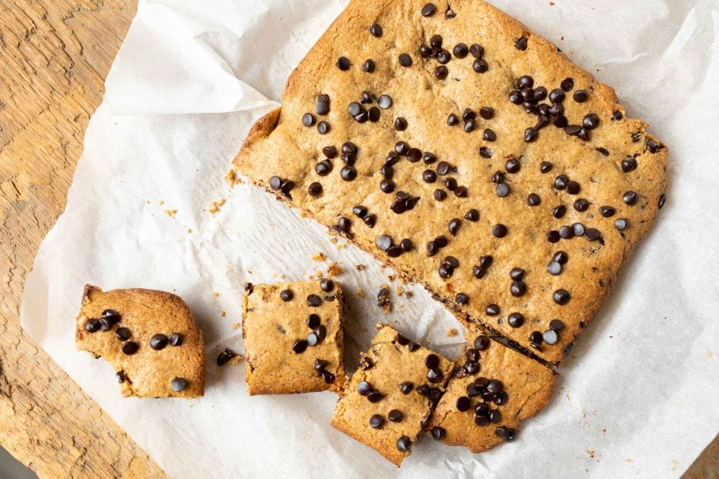 Delicious Keto Chocolate Chip Cookie Bars