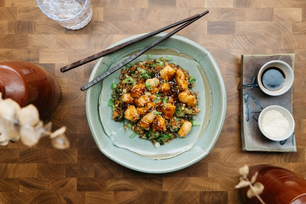 Keto Teriyaki Chicken Keto Teriyaki Chicken served in a bowl with Teriyaki sauce