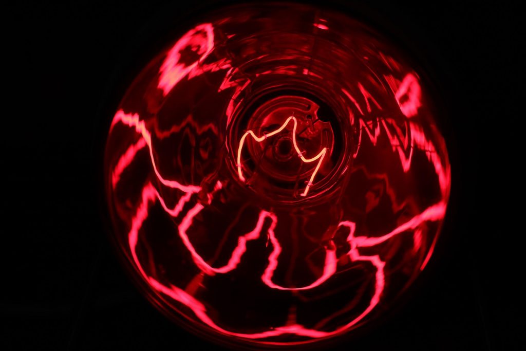 infrared lamp red light