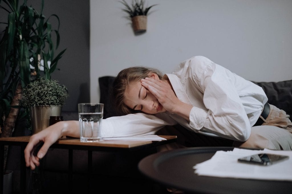 keto headache woman with keto headache