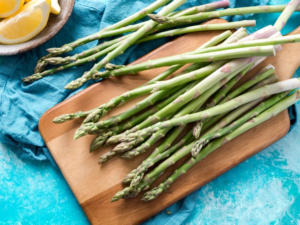 How many carbs is in asparagus