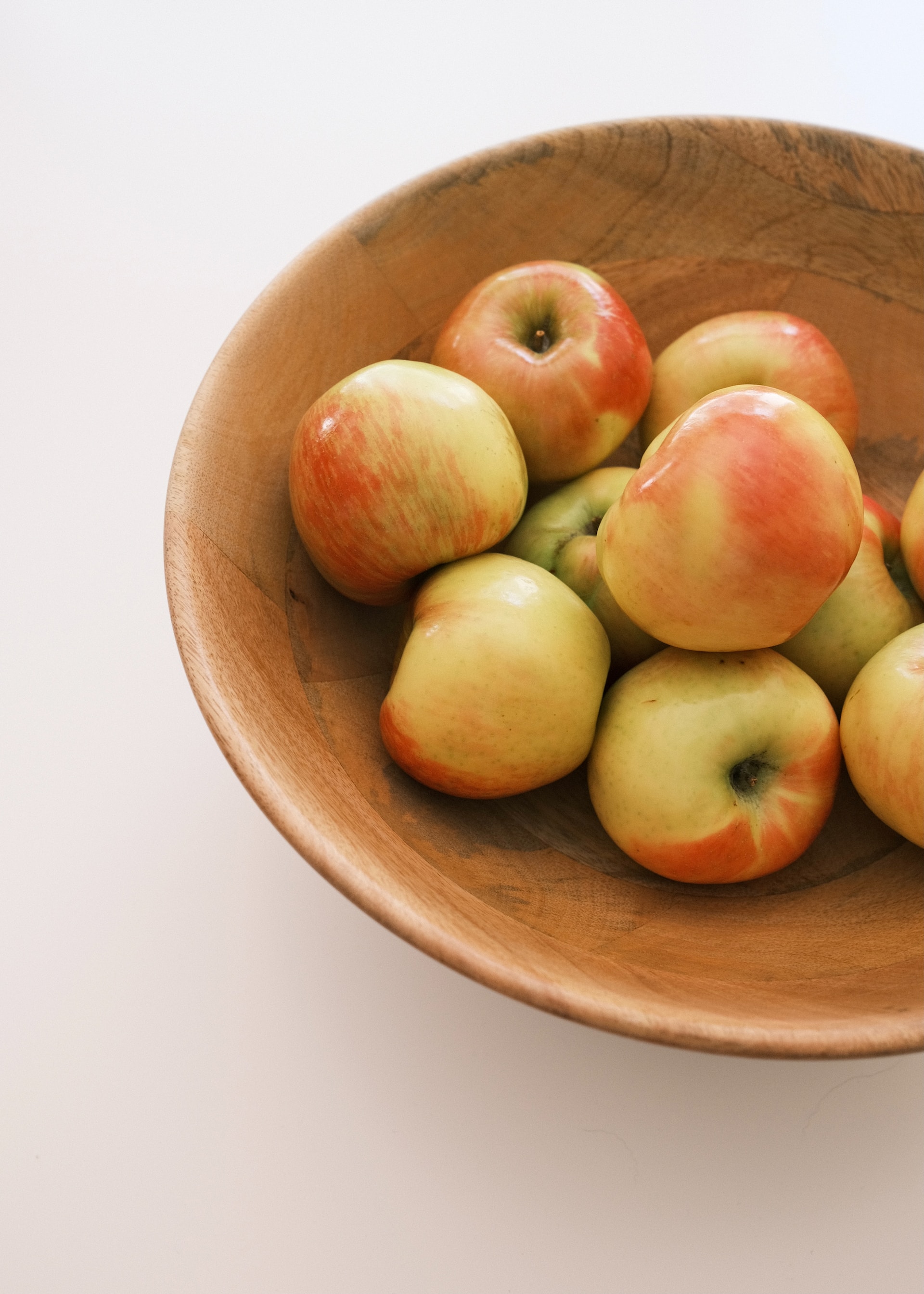 Are Apples Keto? Debunking Myths and Facts in a Keto Diet